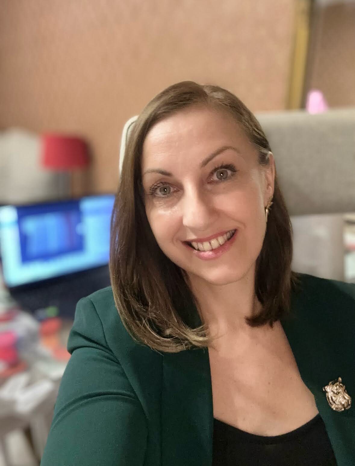 Horváth Henrietta Stílustanácsadó, Stylist és Coach - Online és Debrecenben